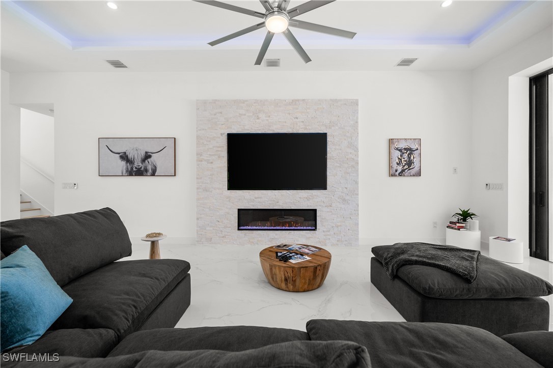 3512 Surfside BLVD
