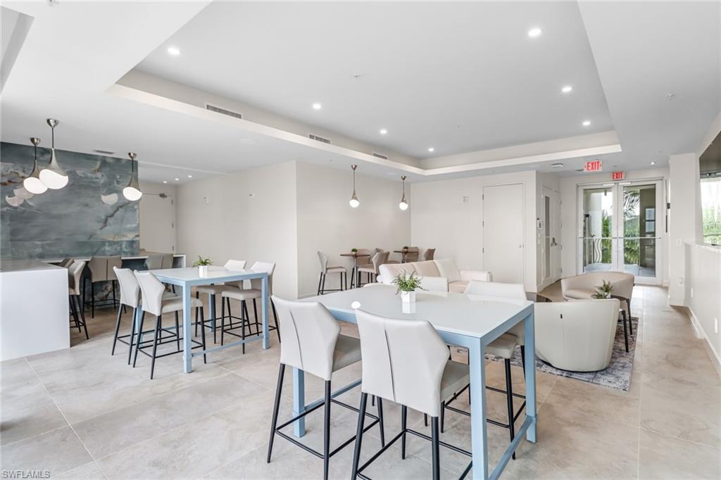 3000 Oasis Grand BLVD # 2107