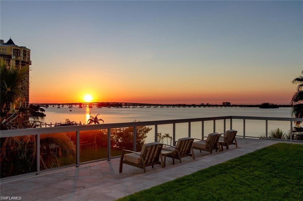 3000 Oasis Grand BLVD # 2107