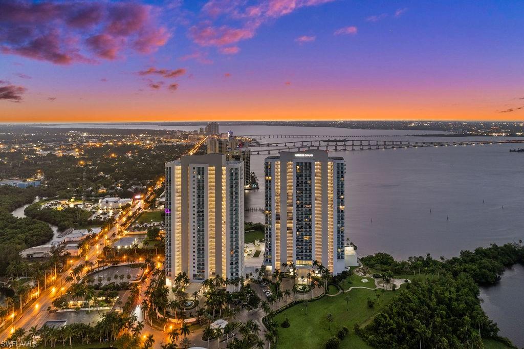 3000 Oasis Grand BLVD # 2107