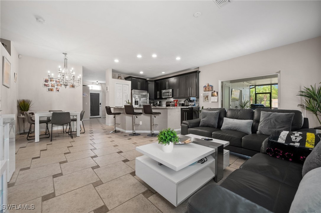 2017 Cape Coral PKWY W
