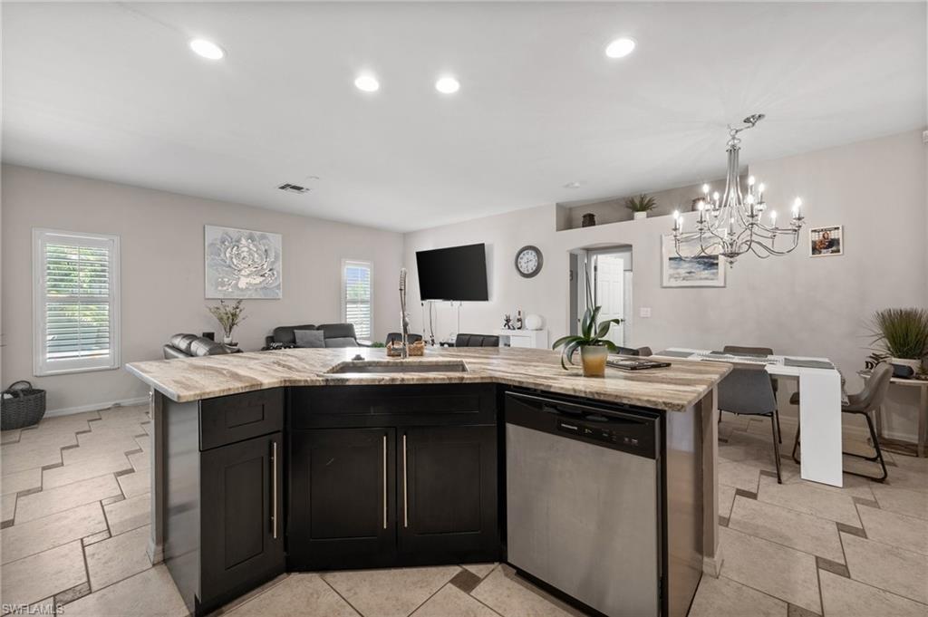 2017 Cape Coral PKWY W
