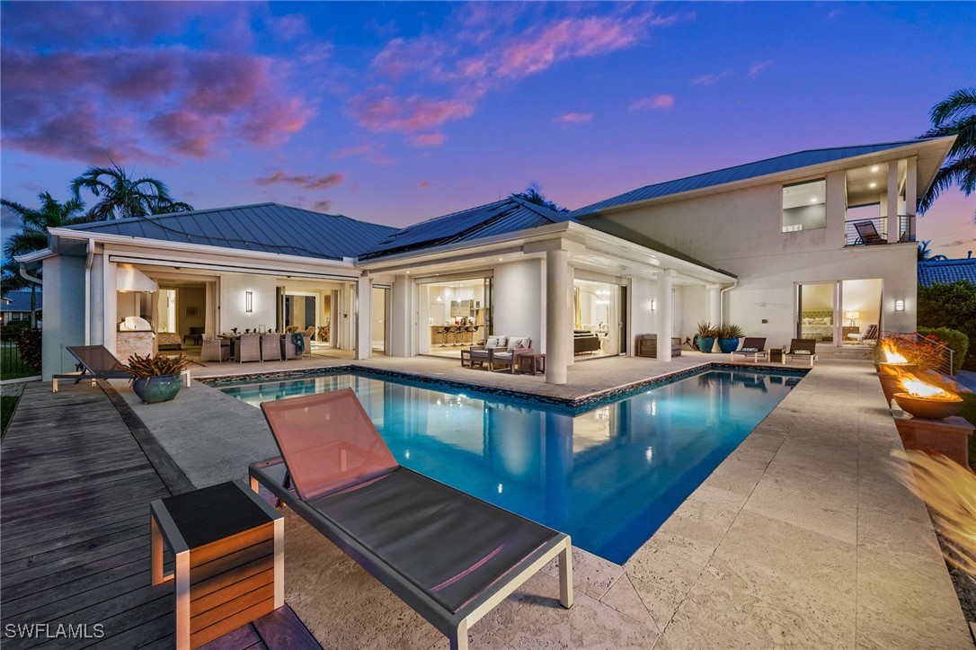 5625 Riverside DR