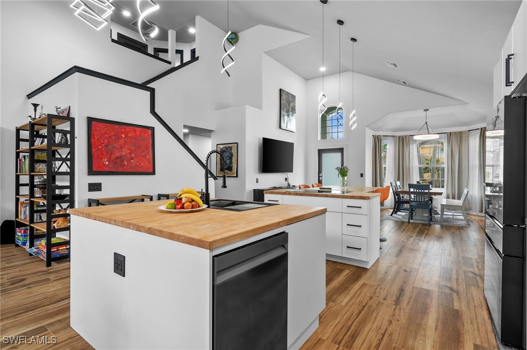 2513 Blackburn CIR