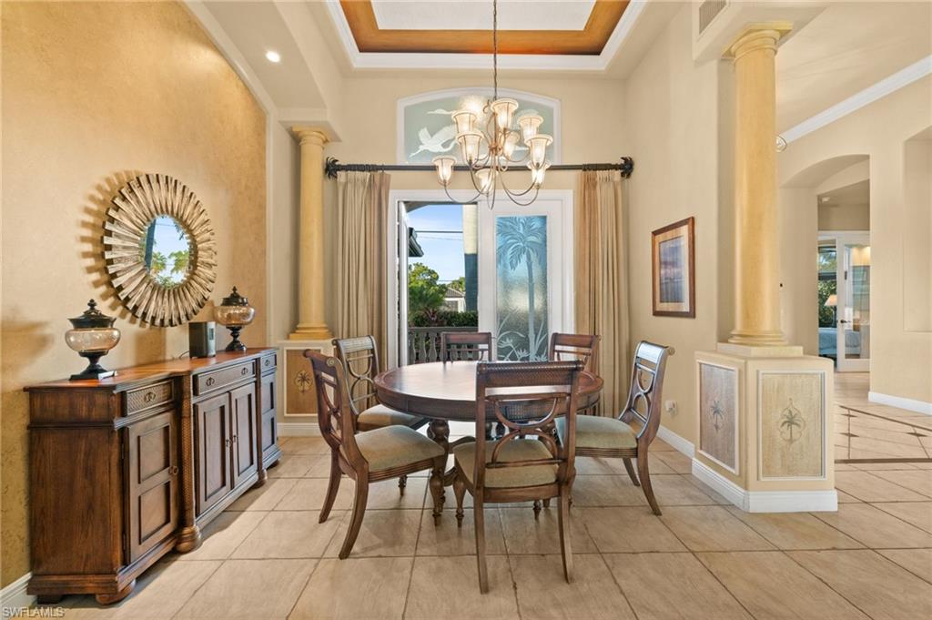 4009 Chiquita BLVD S