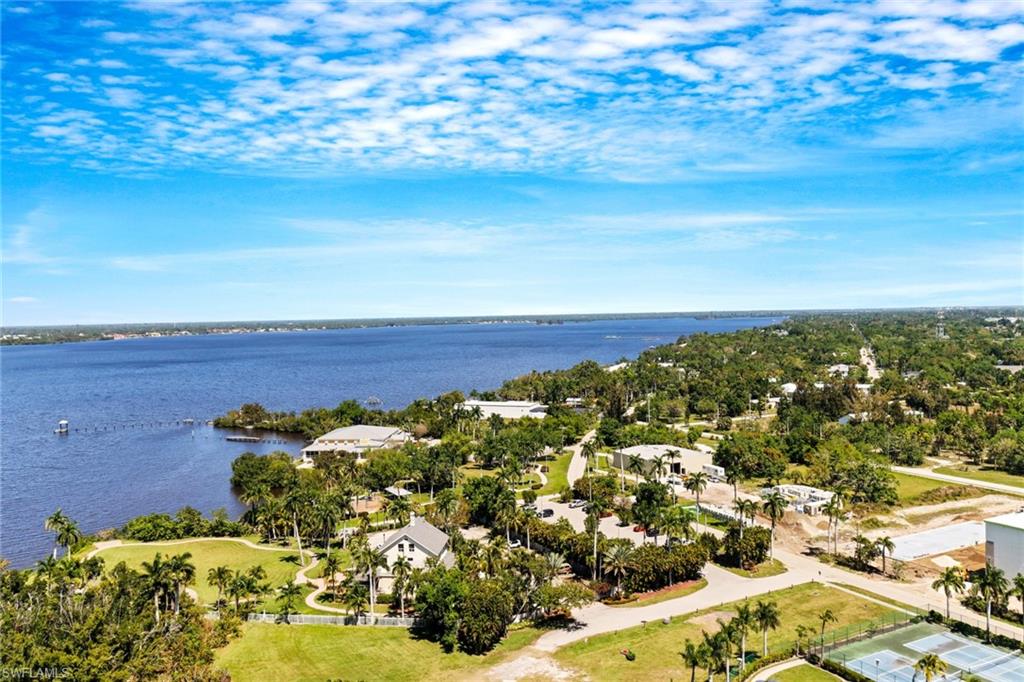 3000 Oasis Grand BLVD 2004