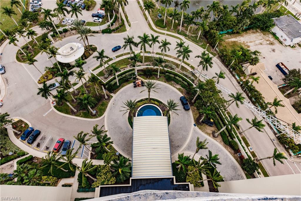 3000 Oasis Grand BLVD 2004