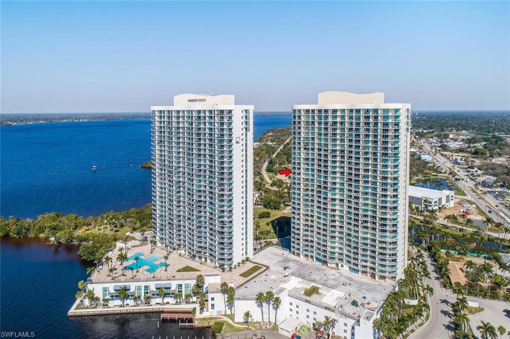 3000 Oasis Grand BLVD 2004