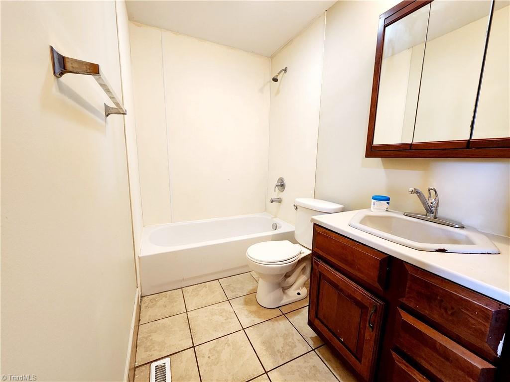 5215 Old Rural Hall Road, Winston-Salem