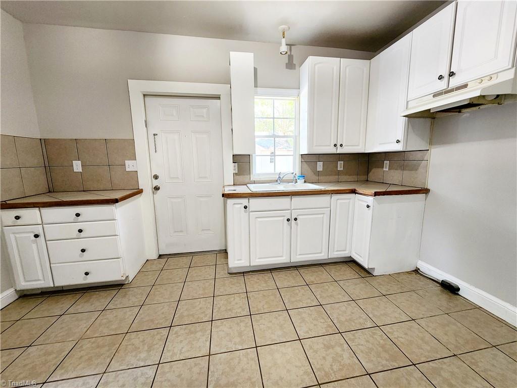 5211 Old Rural Hall Road