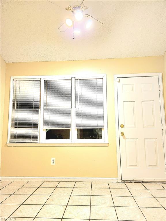 1035 Rock Knoll Court # 211, Winston-Salem Unit: 211