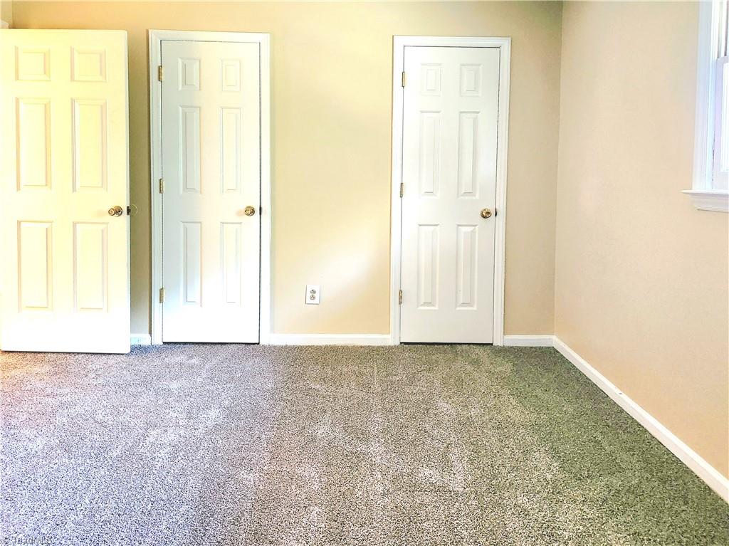 1035 Rock Knoll Court # 211, Winston-Salem Unit: 211