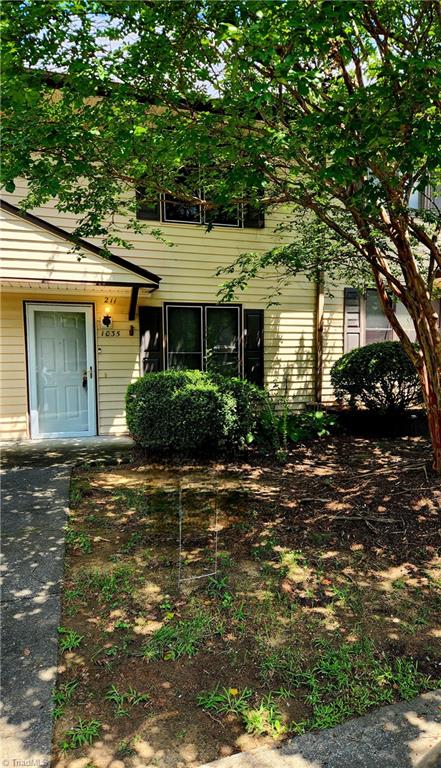 1035 Rock Knoll Court # 211, Winston-Salem Unit: 211