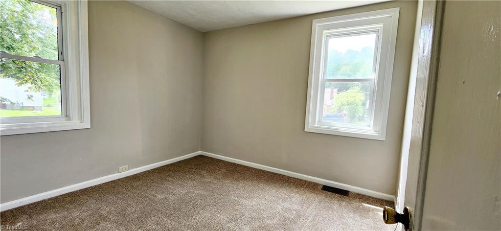 404 Peden Street, Winston-Salem