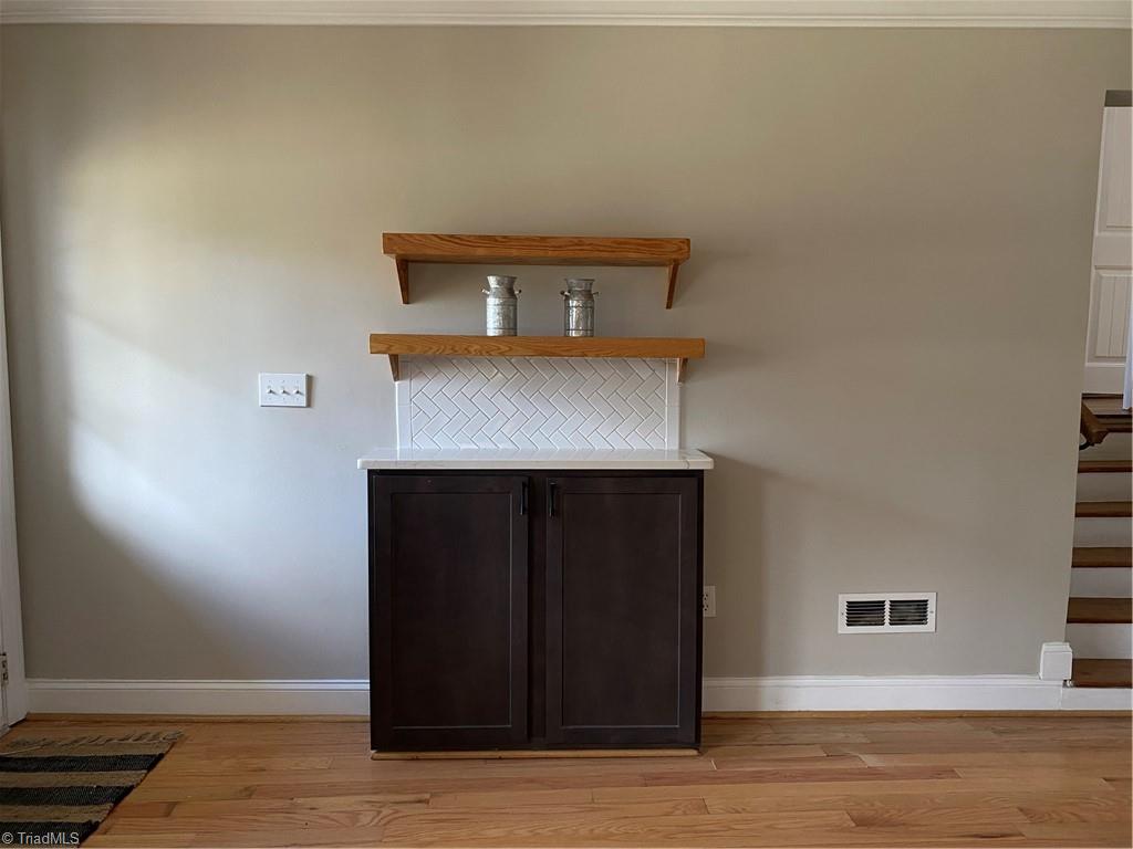 4625 Baux Mountain Road, Winston-Salem