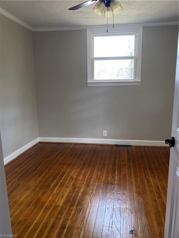 4625 Baux Mountain Road, Winston-Salem