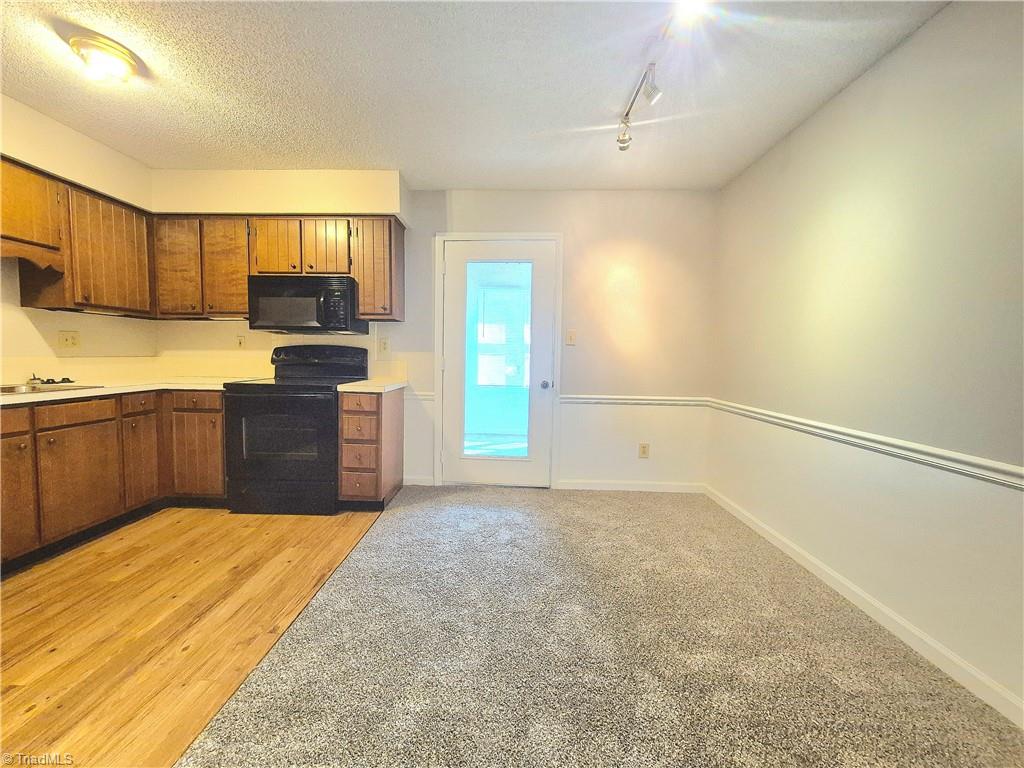 1018 Cedar Place Court, Winston-Salem