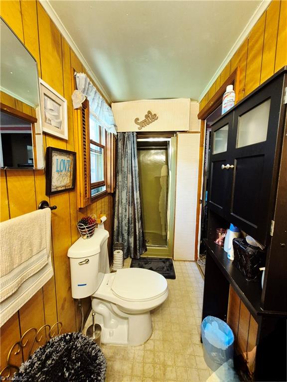 2217 Douglas Hill Drive, Winston-Salem