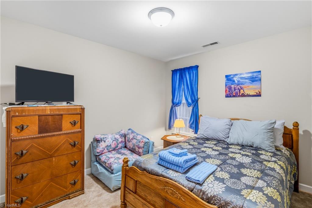 2033 Tea Berry Court, Winston-Salem