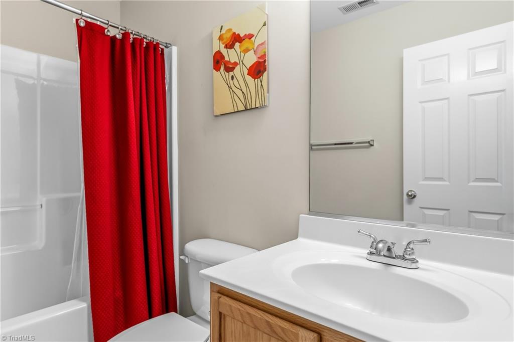 2033 Tea Berry Court, Winston-Salem