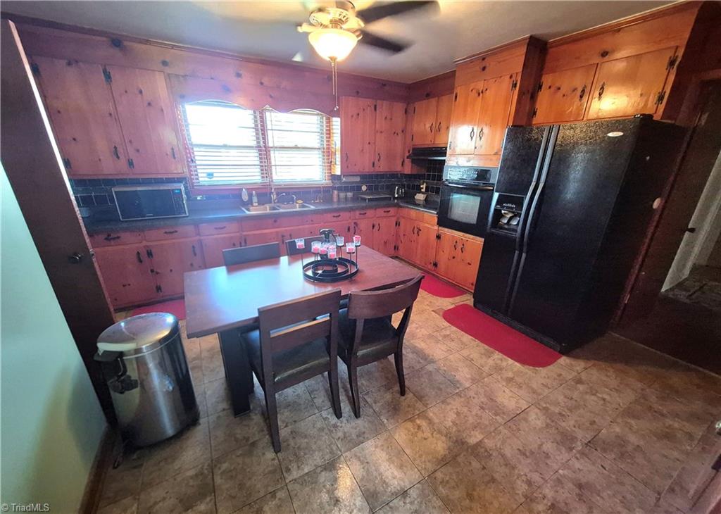 125 Emsley Street, Winston-Salem