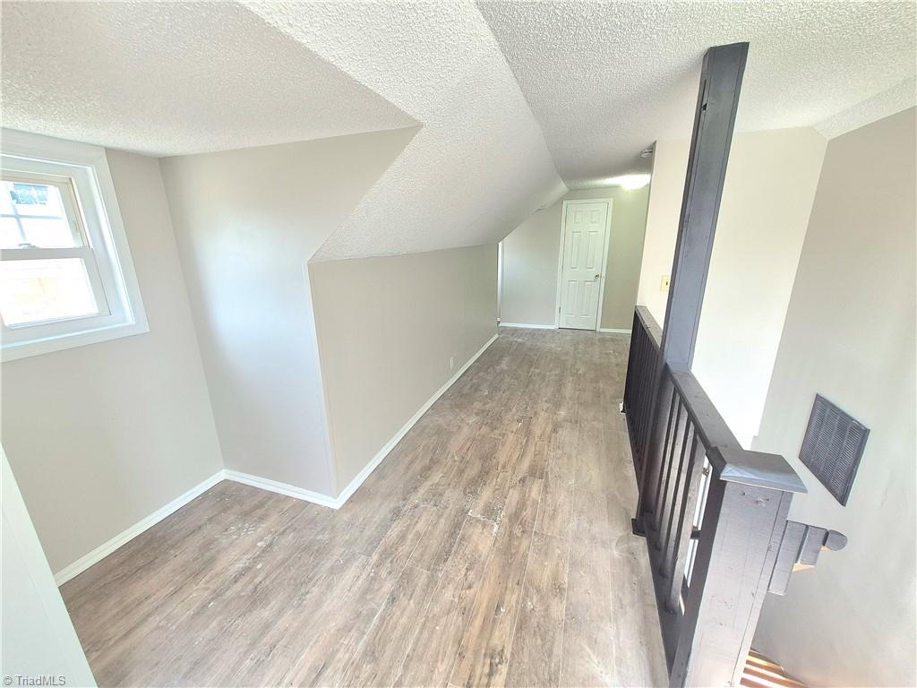 758 Clemmonsville Circle, Winston-Salem