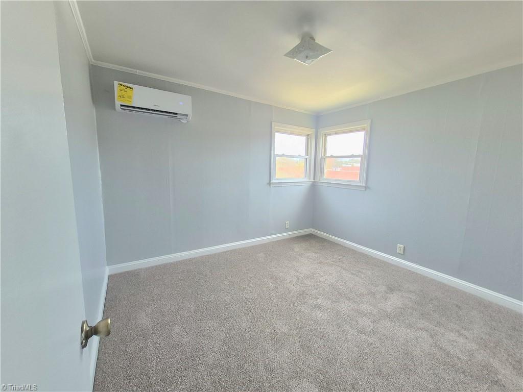 833 Haywood Street, Winston-Salem