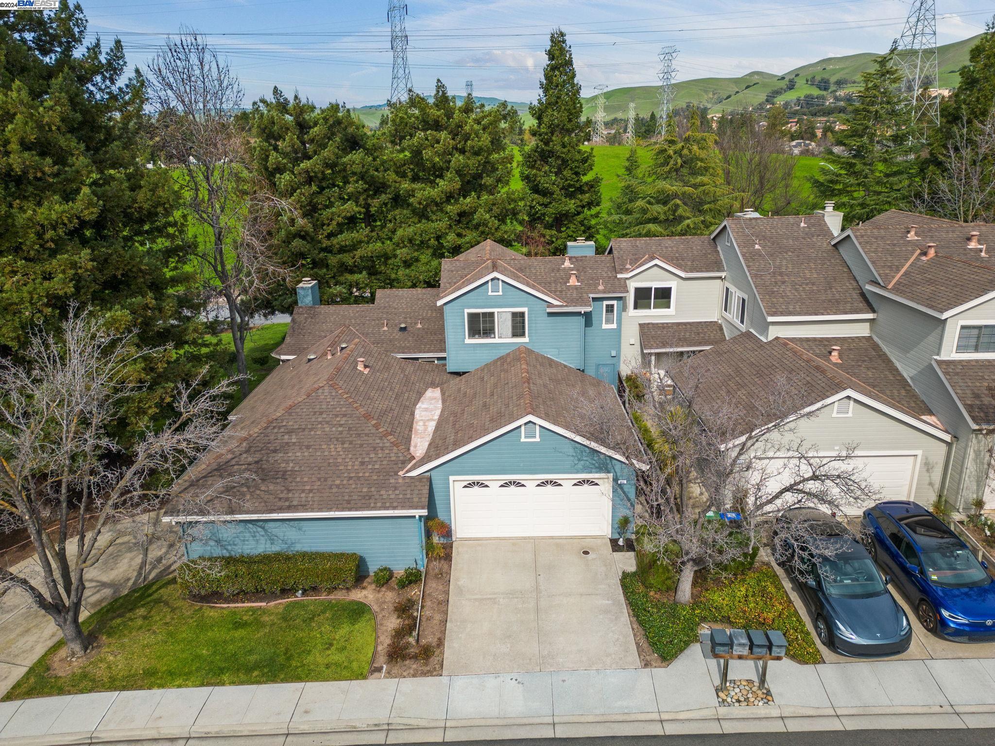 663 Praderia Cir