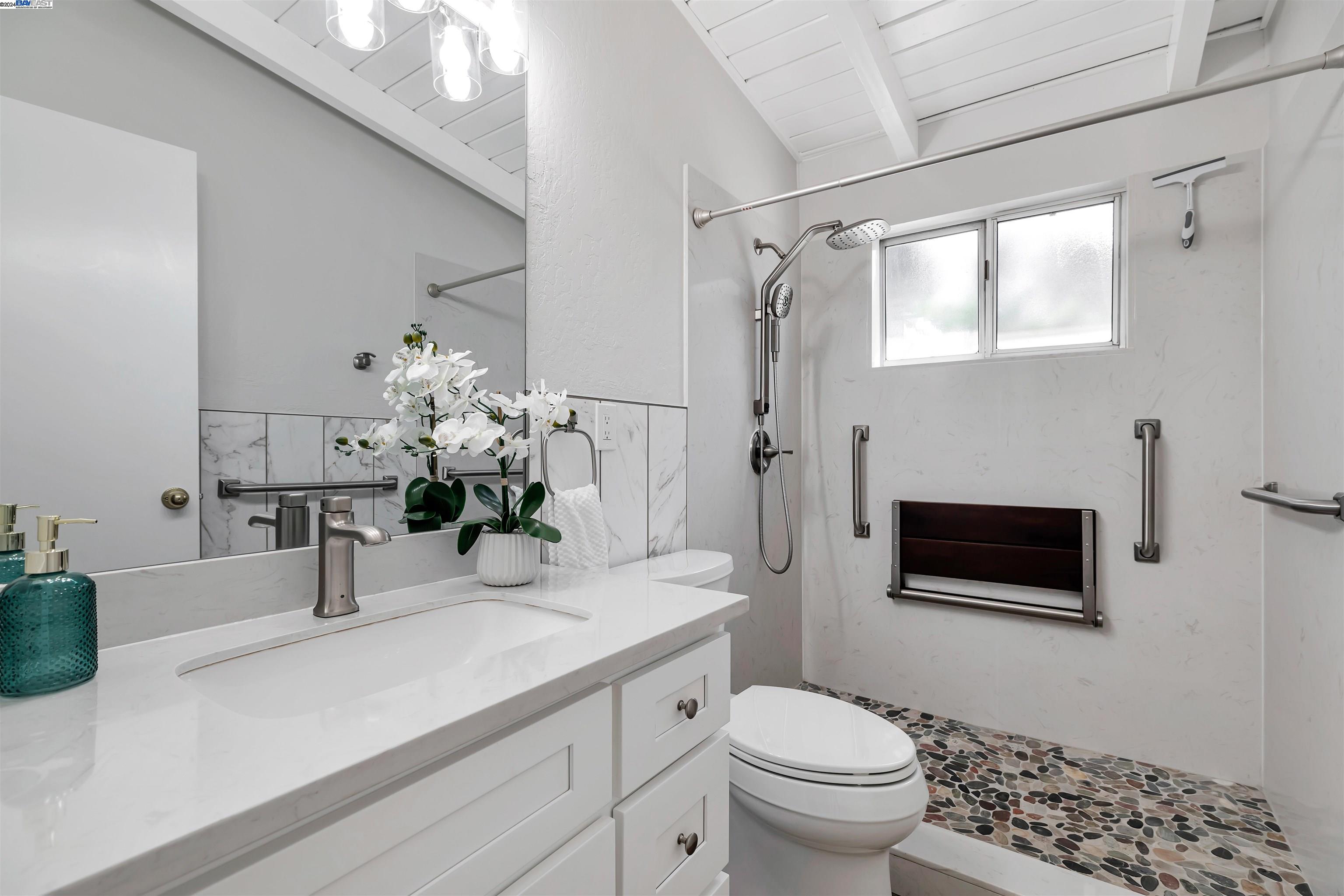 40466 Eaton Ct