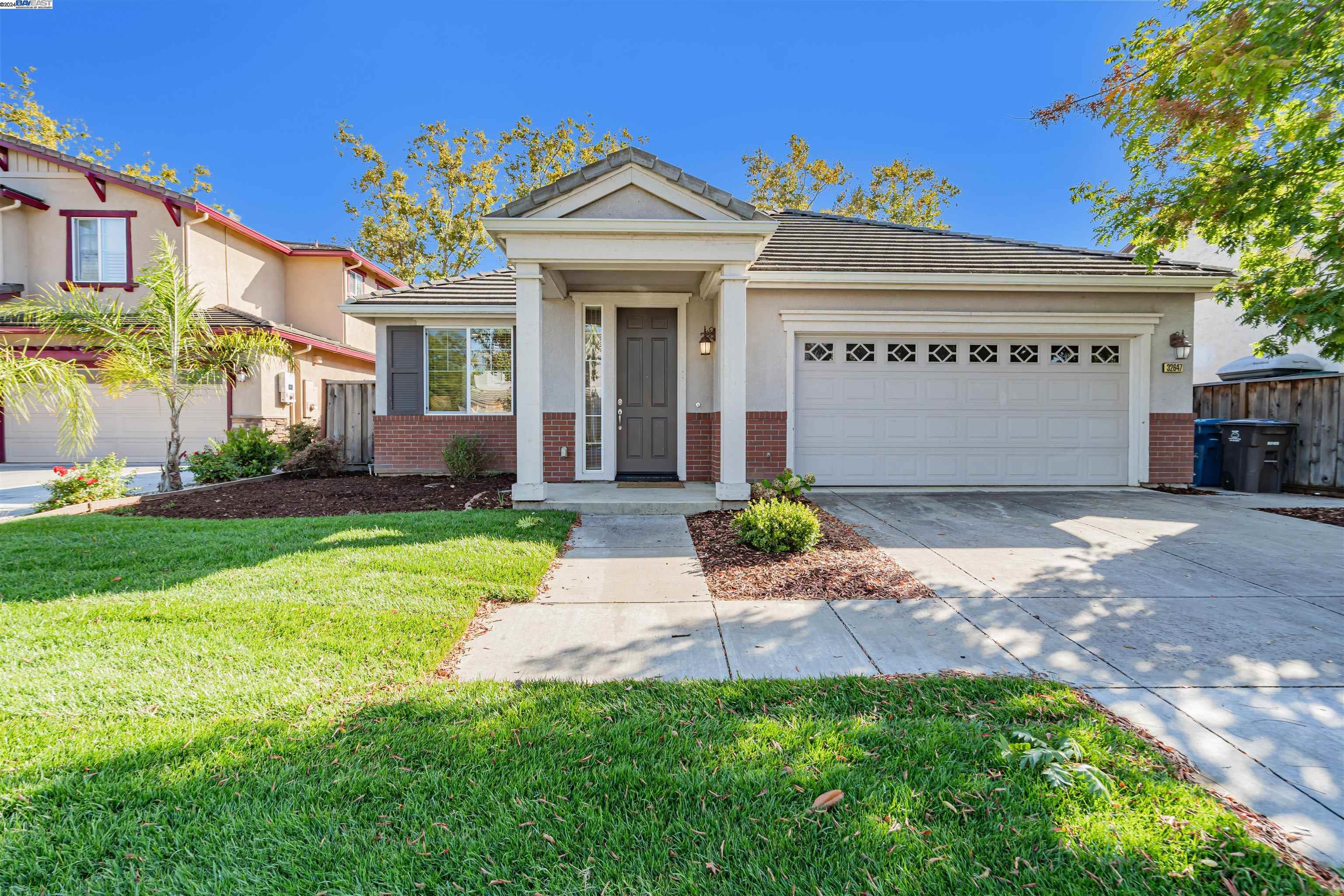 32647 Kenita Way