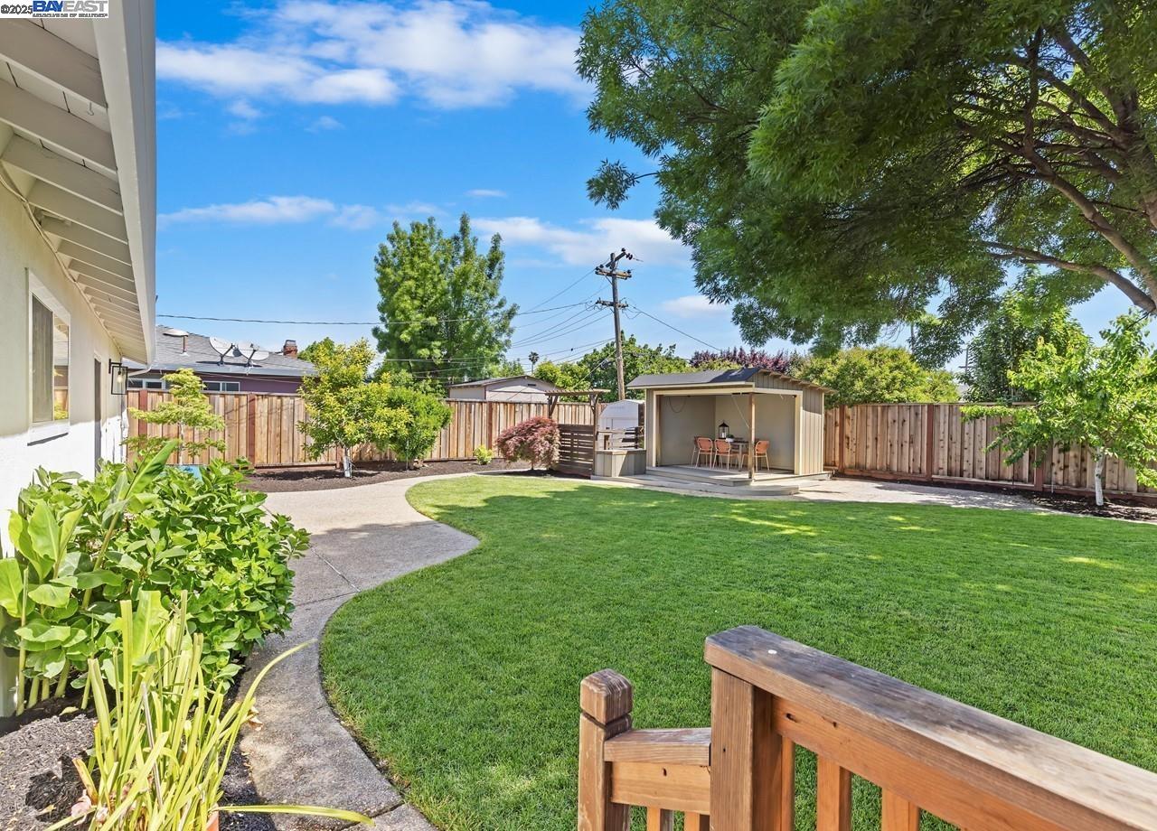 8409 Bandon Dr
