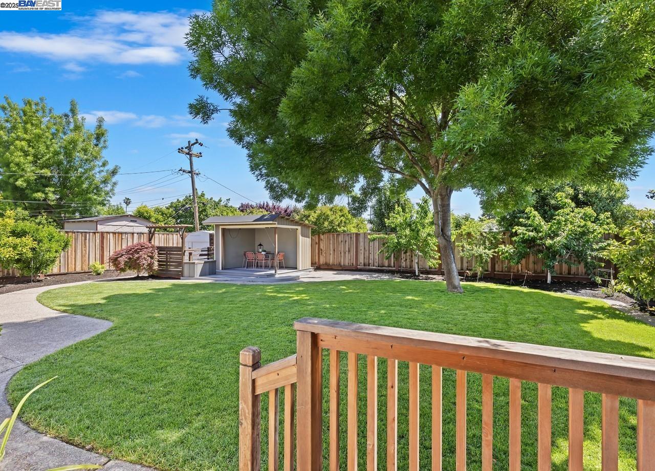 8409 Bandon Dr