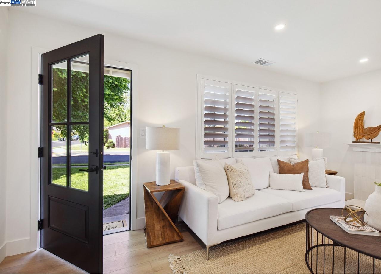 8409 Bandon Dr