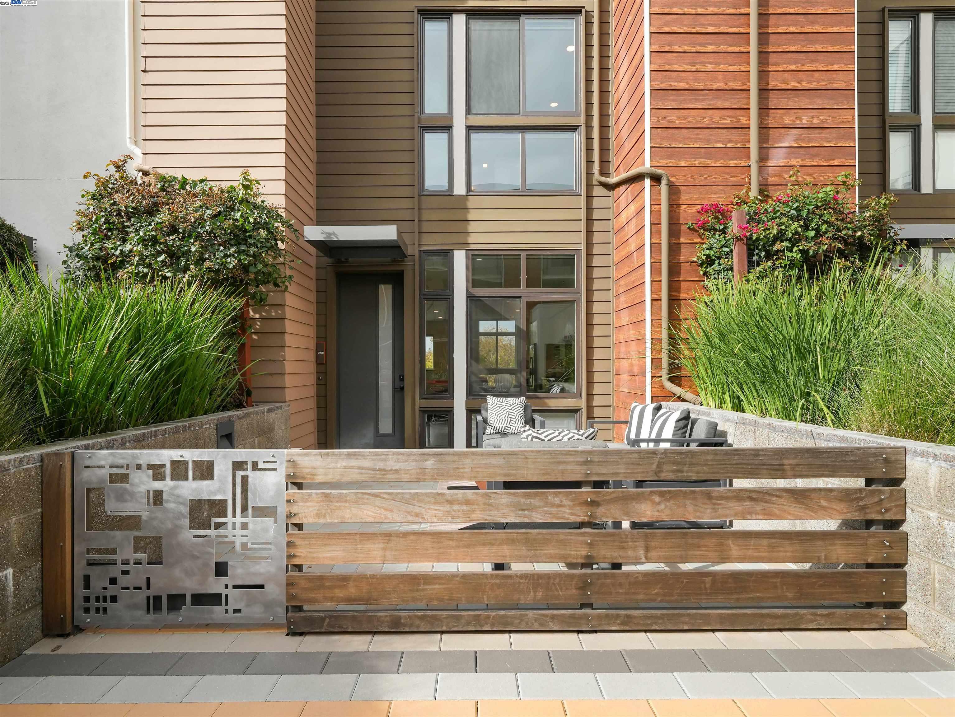 3768 Capitol Ave # 309B