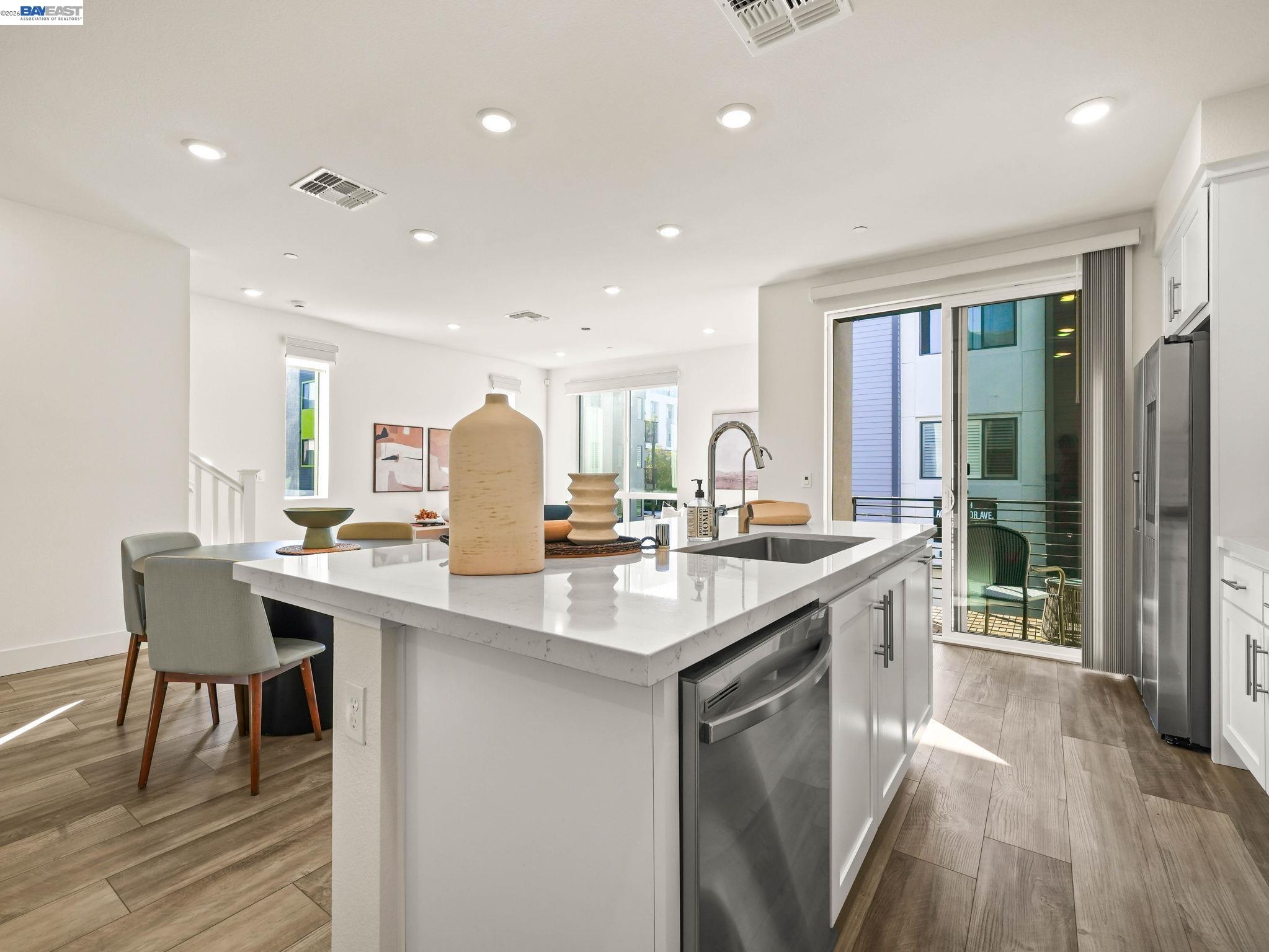 3265 Internet Cmn # 1000