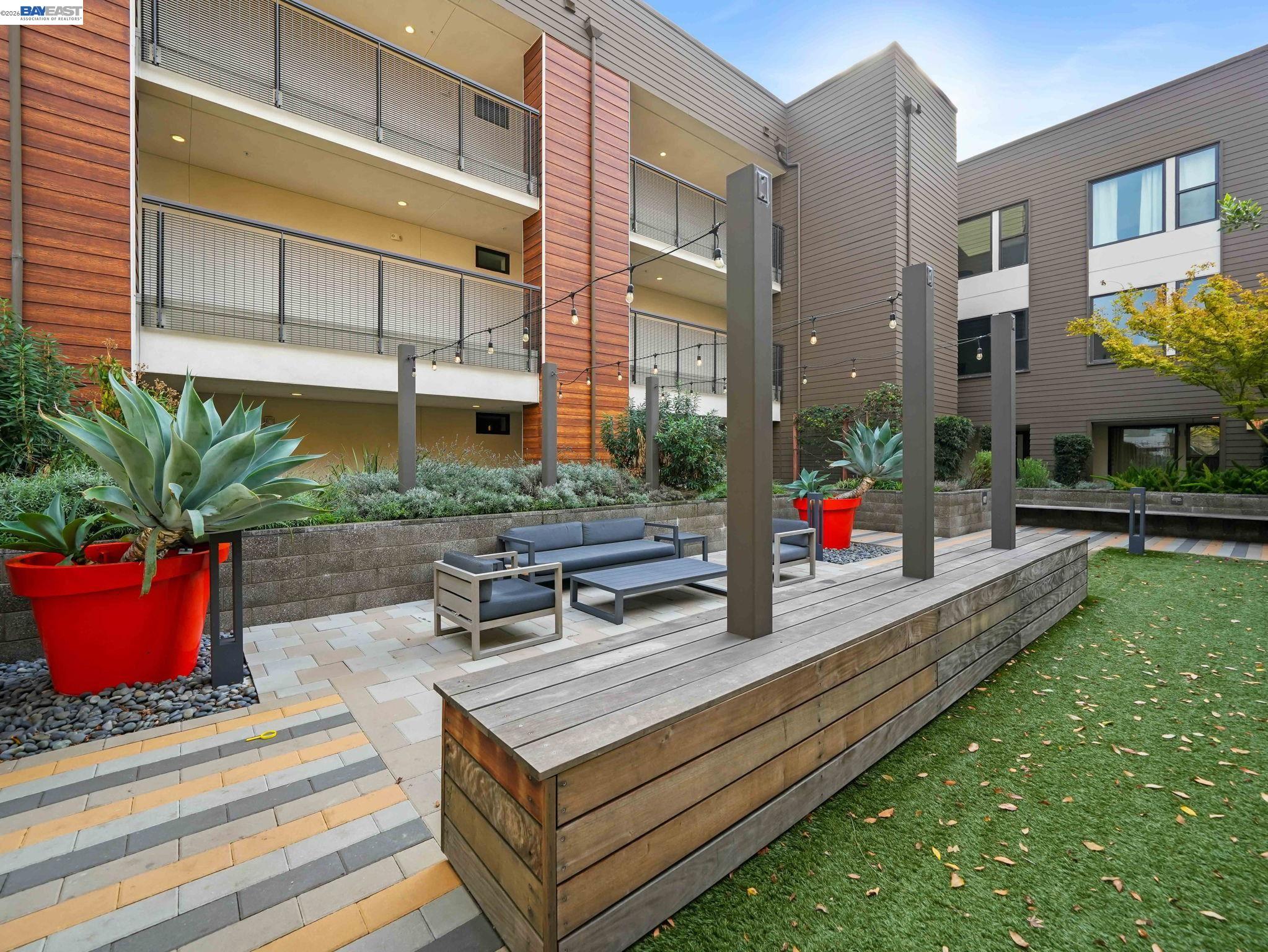 3768 Capitol Ave # 309B