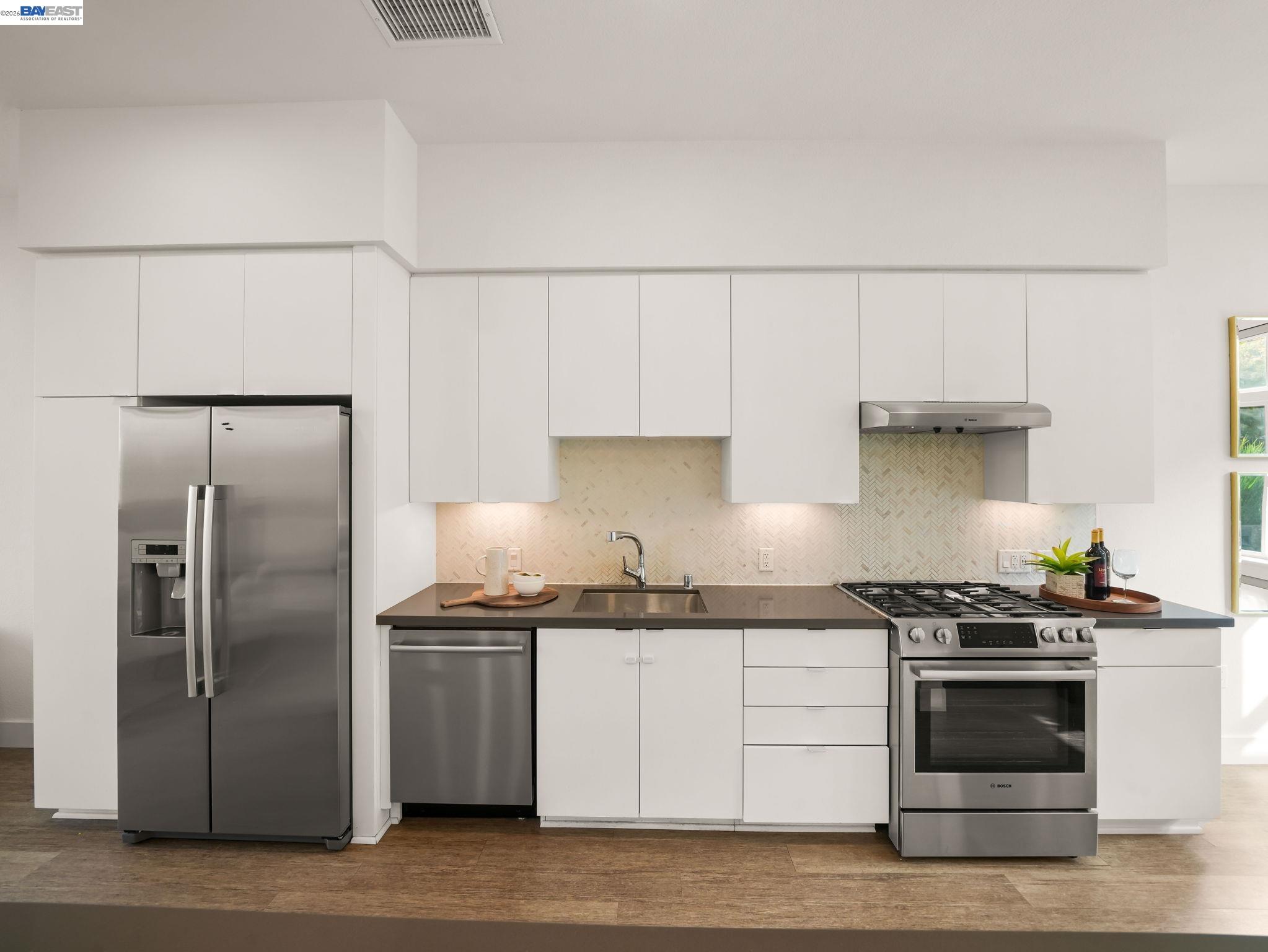 3768 Capitol Ave # 309B