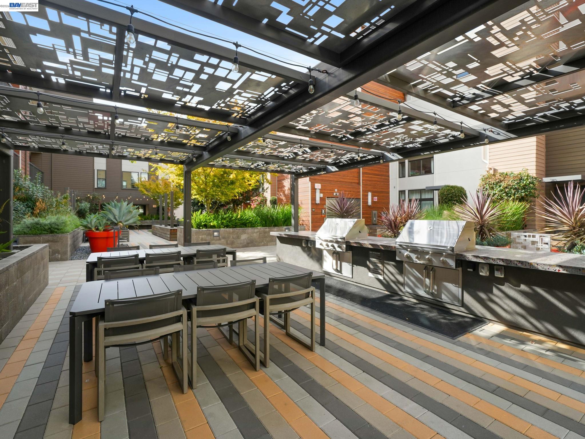 3768 Capitol Ave # 309B