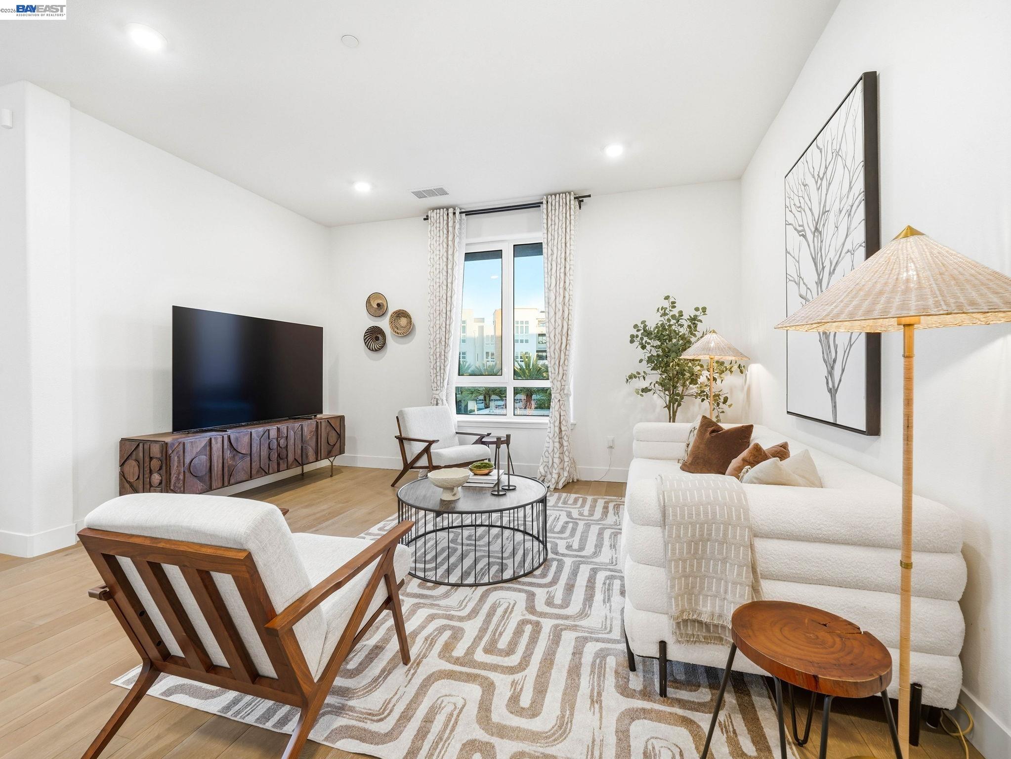 45188 Tom Blalock St # 301