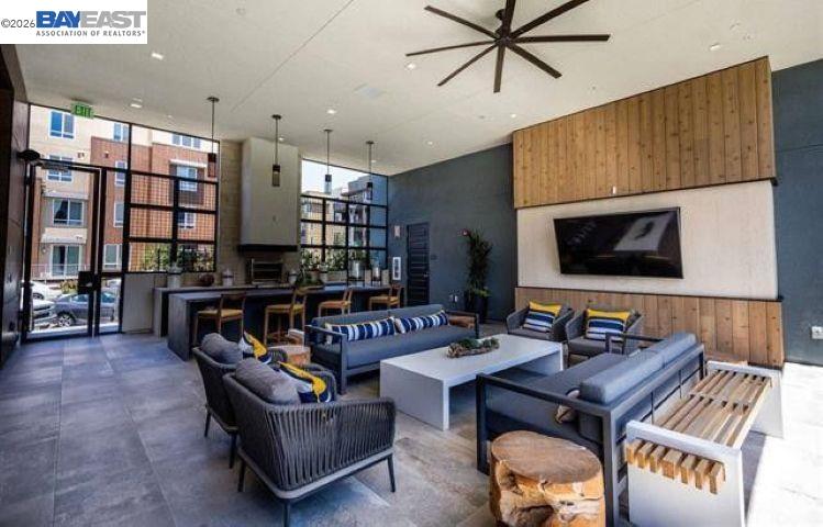 45188 Tom Blalock St # 301