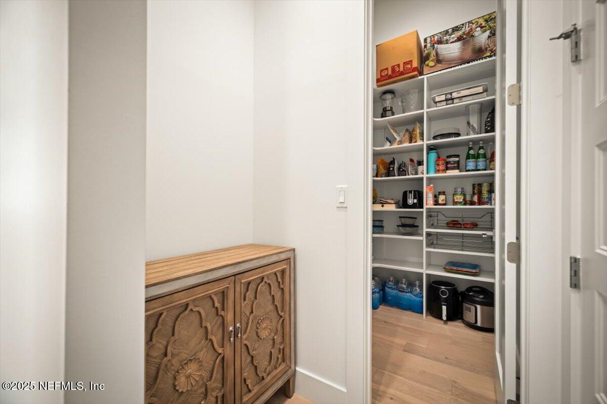 404 PAYASADA LAKES Avenue