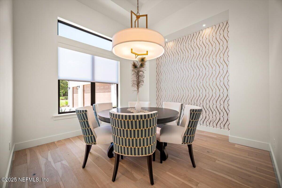 404 PAYASADA LAKES Avenue