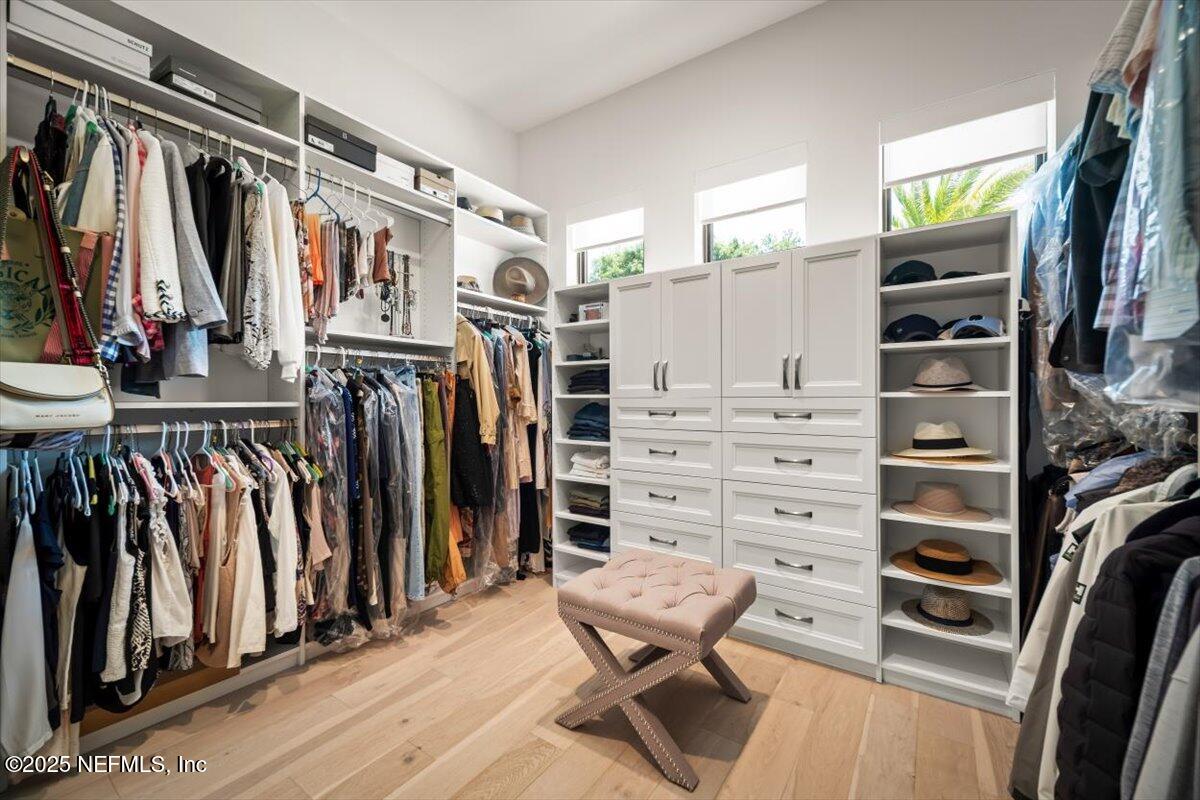 404 PAYASADA LAKES Avenue