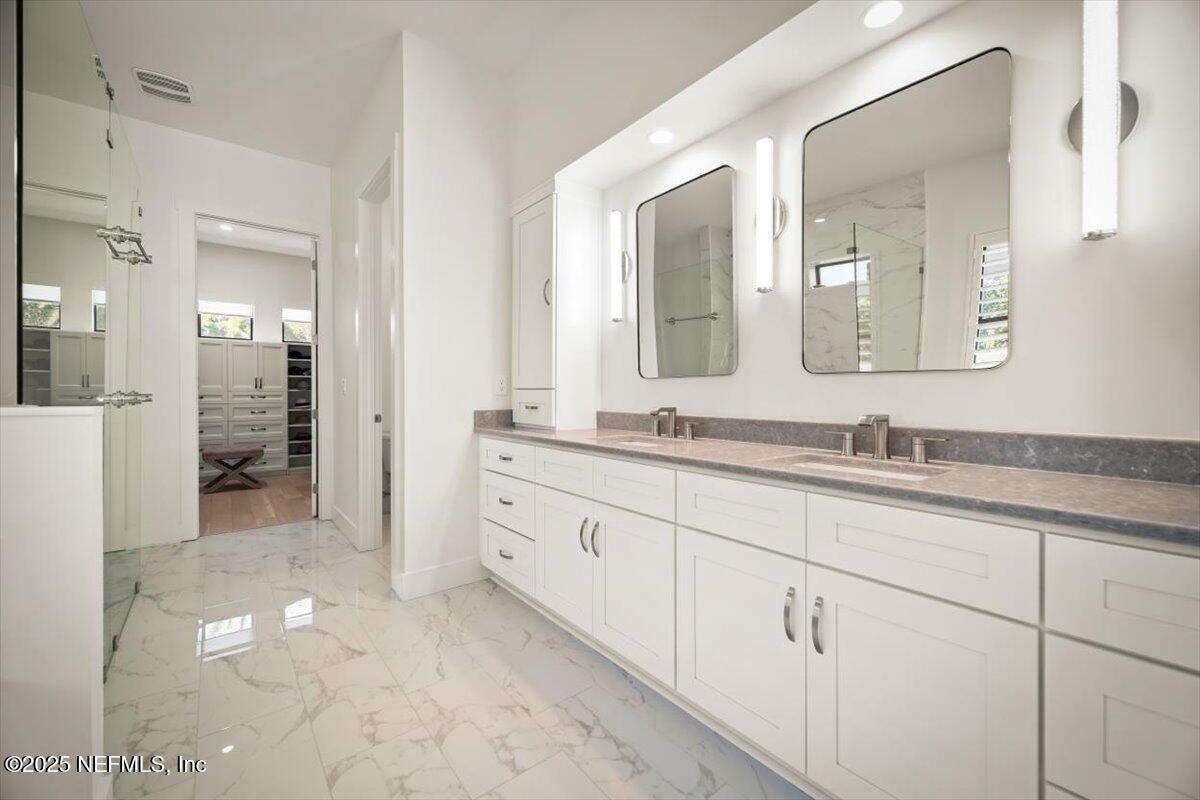 404 PAYASADA LAKES Avenue