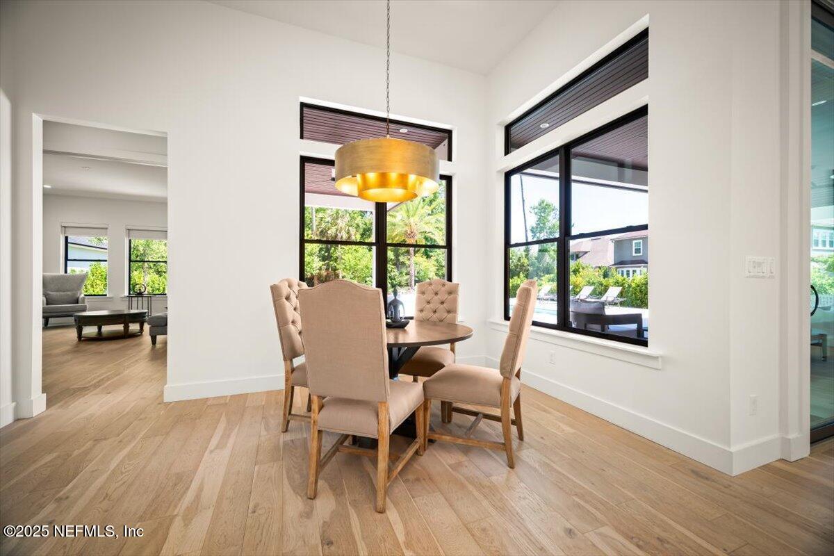 404 PAYASADA LAKES Avenue