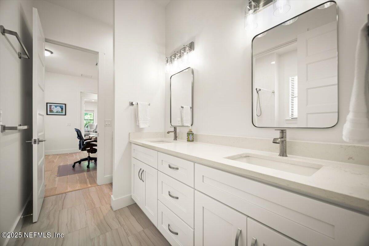 404 PAYASADA LAKES Avenue