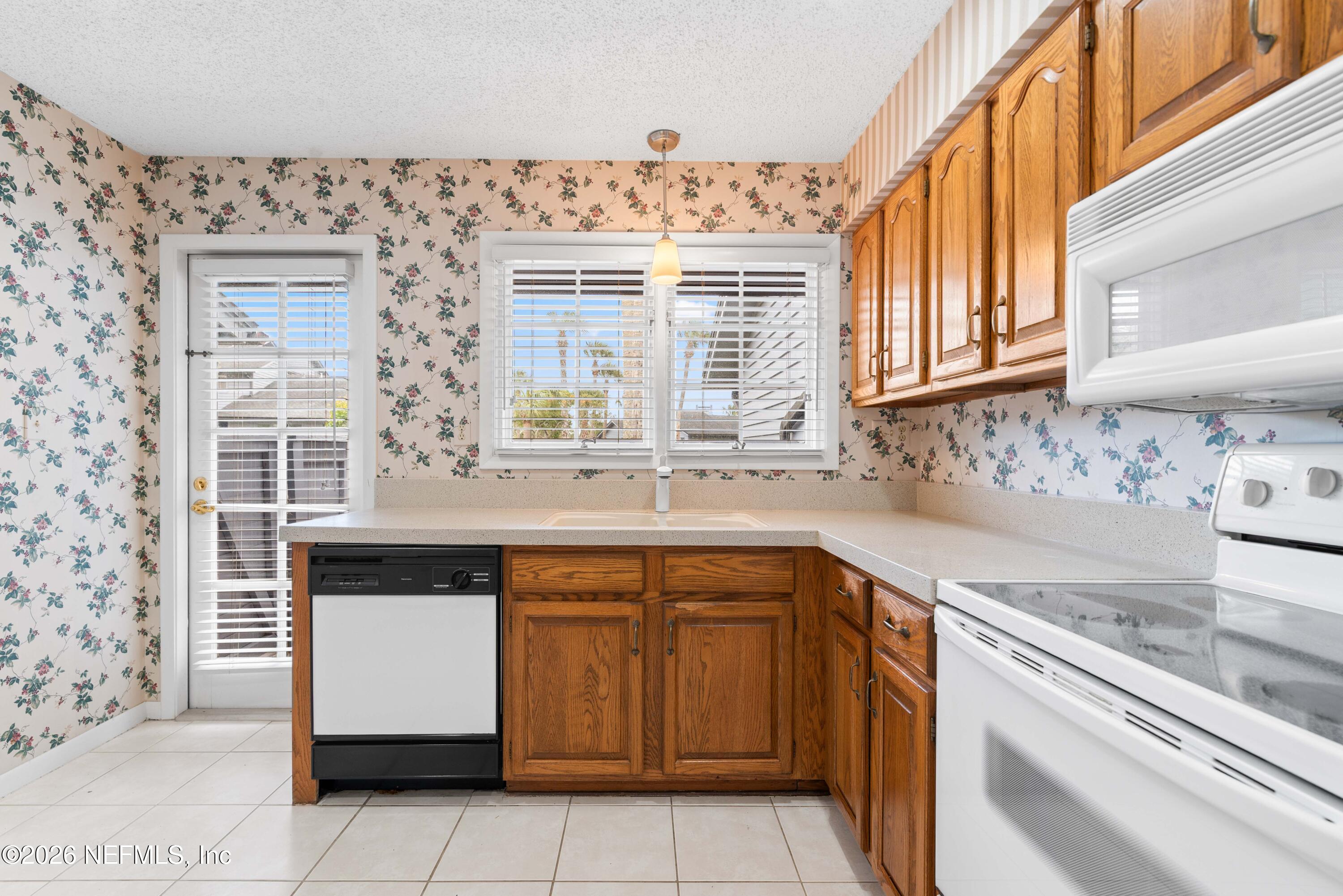 311 QUAIL POINTE Drive