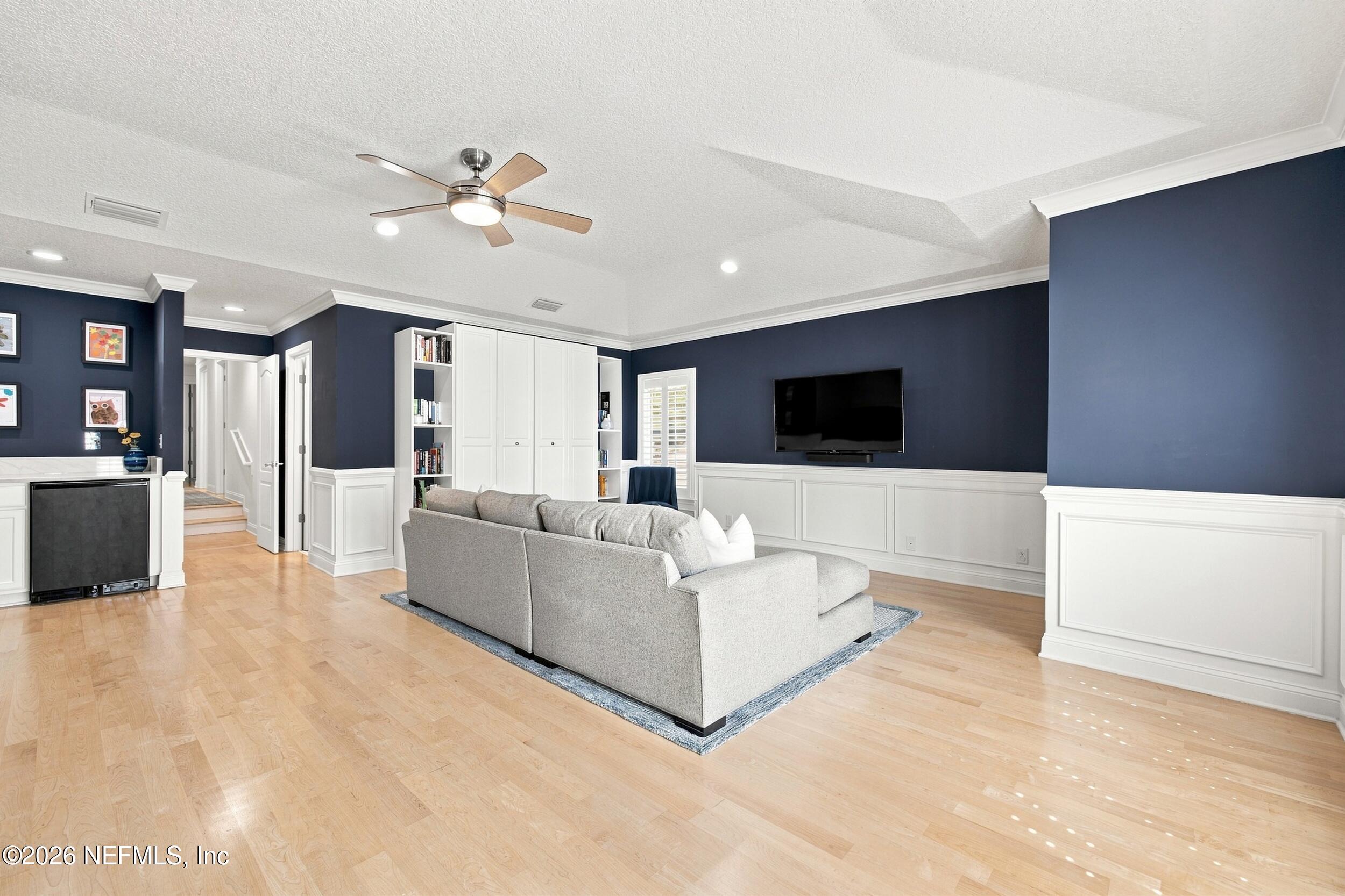 441 CLEARWATER Drive