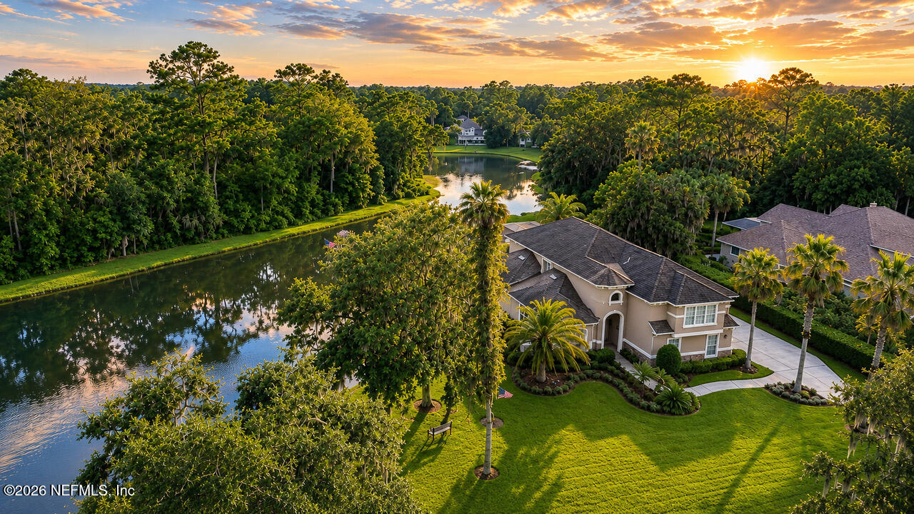 441 CLEARWATER Drive