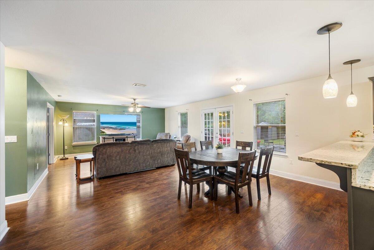 2883 Dunsmuir Drive